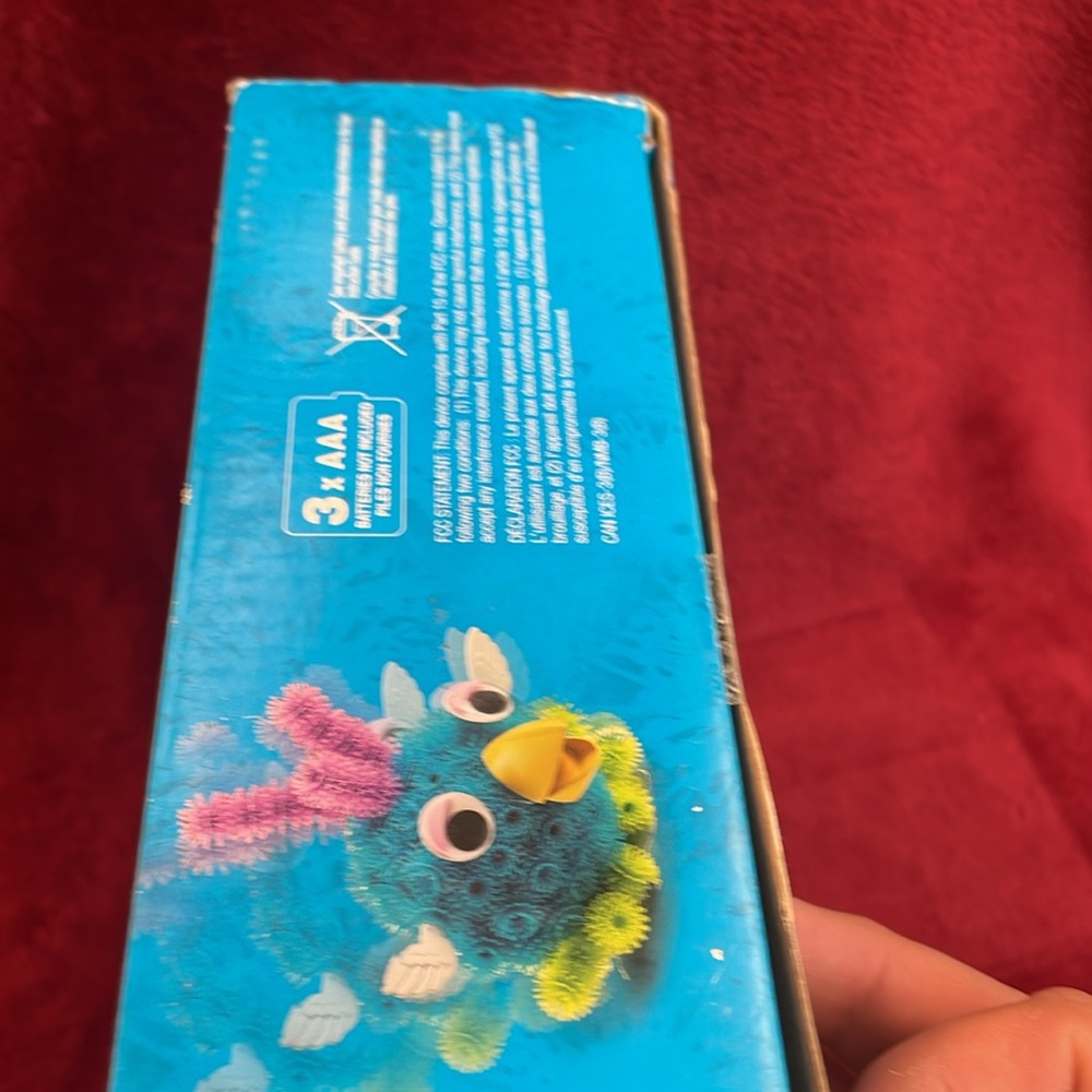 Bunchems! Alive! Motorized Action Pack Craft Kit Bunchems. With extra Bunchems! - Picture 6 of 8